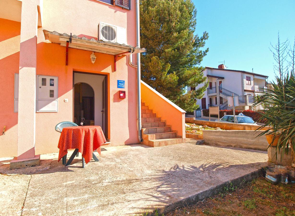 Apartments Sandra 1335 Pula Exteriér fotografie