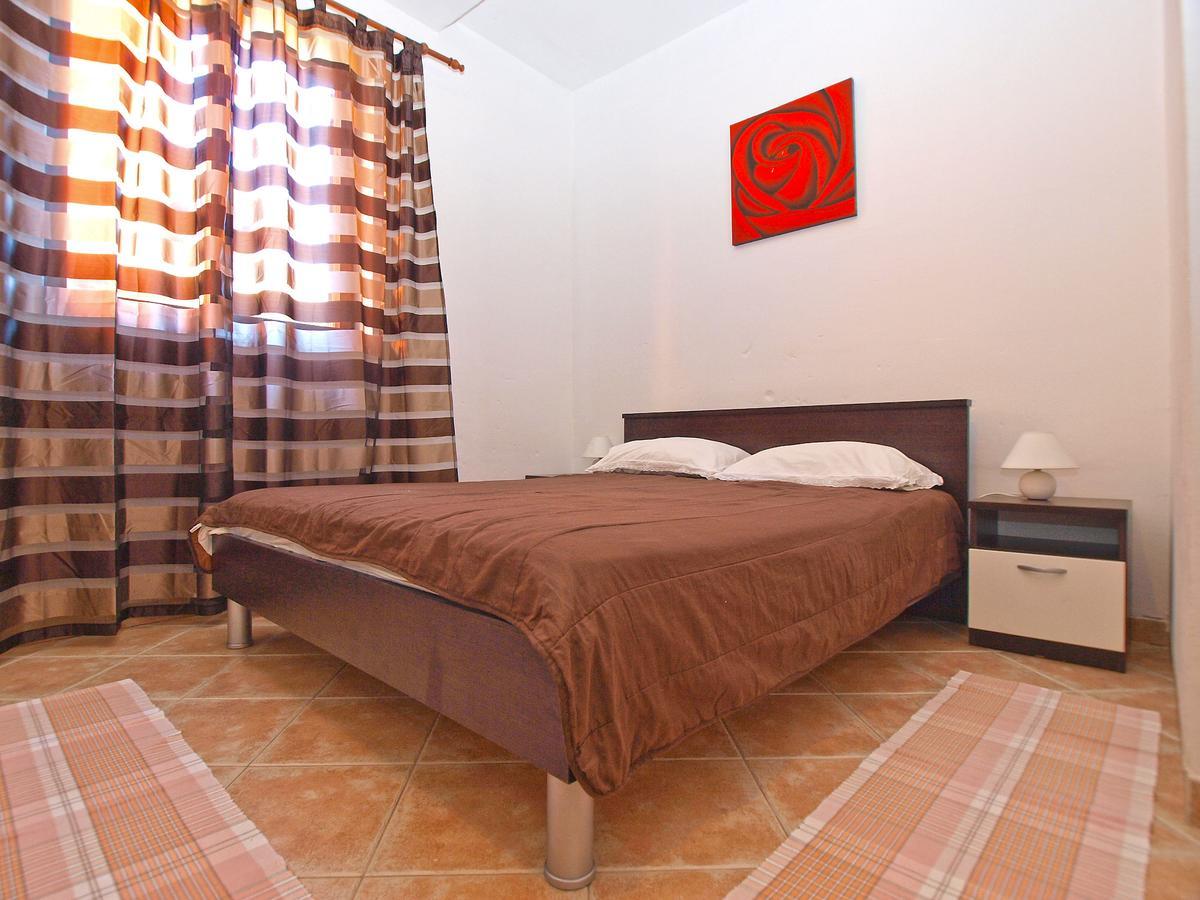Apartments Sandra 1335 Pula Exteriér fotografie